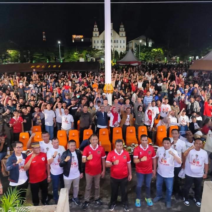 Seru, Ribuan Warga Bersama Pj Gubernur Sulsel dan Pj Wali Kota Parepare Dukung Timnas U-23 Lewat Nobar di Andi Makkasau