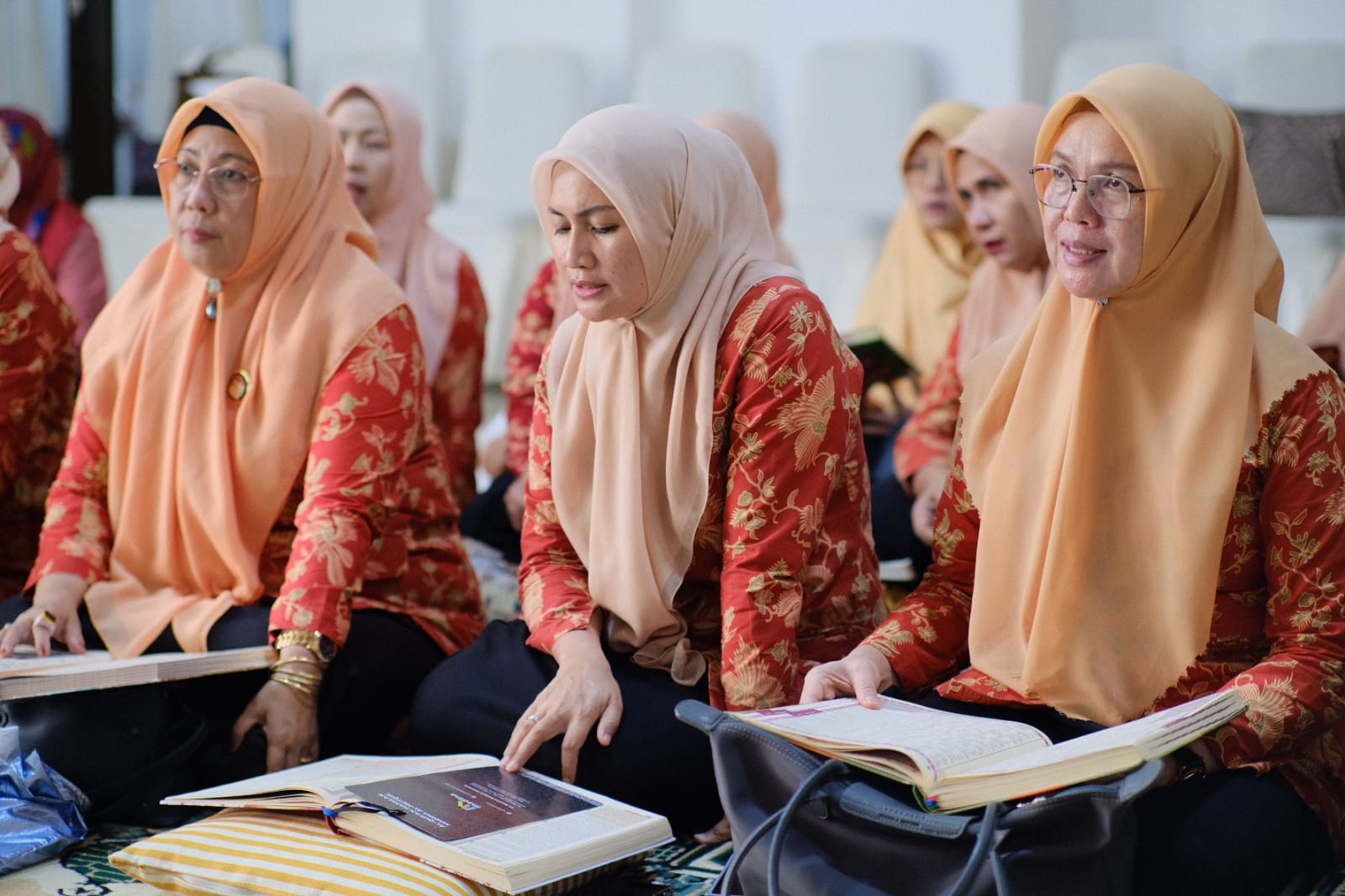 Sukses Gelar Kegiatan Sosial dan Keagamaan, Pj Ketua DWP: Ukhuwah Islamiah Makin Terjalin Kuat