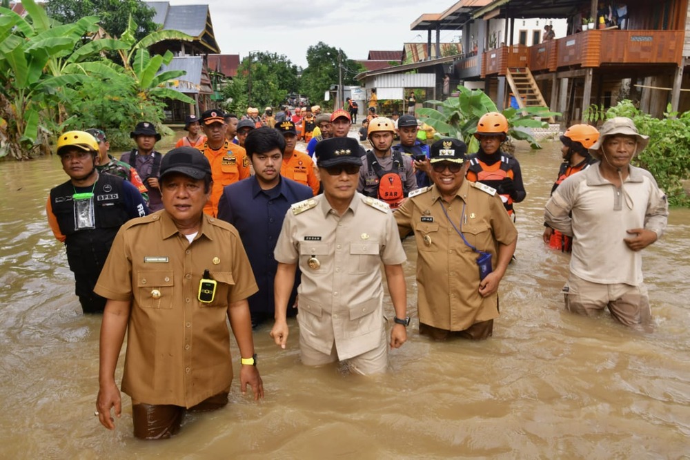Lebih 300 Rumah Terendam Banjir di Soppeng, Serahkan Bantuan untuk Warga Terdampak