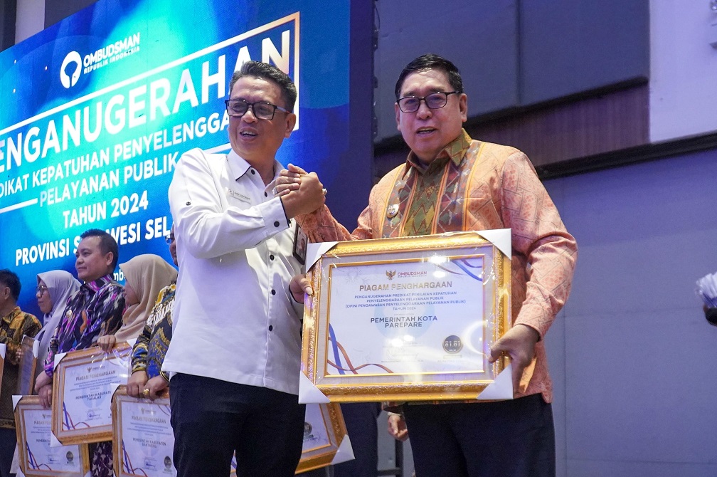 Rapor Hijau Pelayanan Publik Parepare, Ombudsman Beri Penghargaan Pj Wali Kota