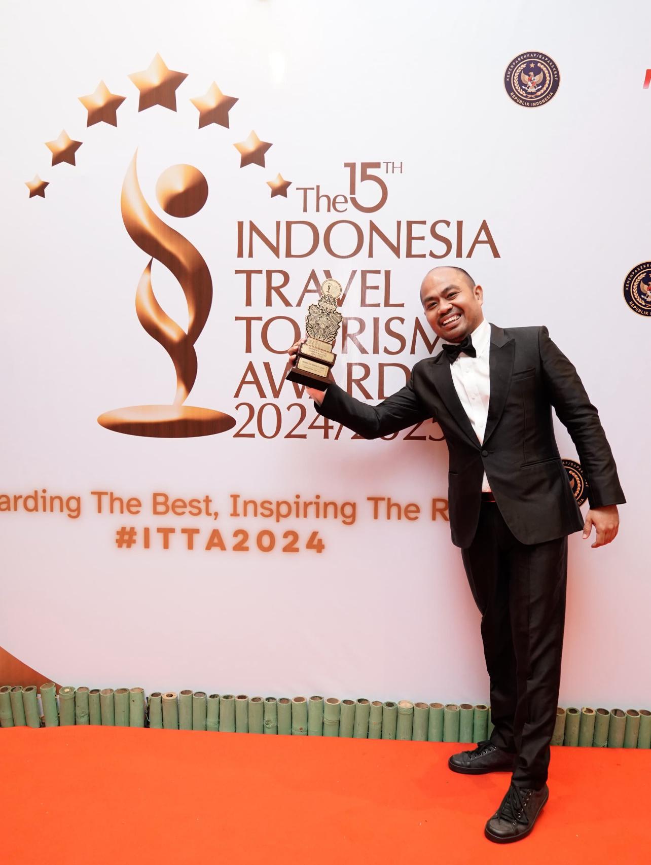 Kadispar Roem Raih Penghargaan Top Hospitality Leader di Ajang Bergengsi 15th Indonesia Travel & Tourism Awards 2024