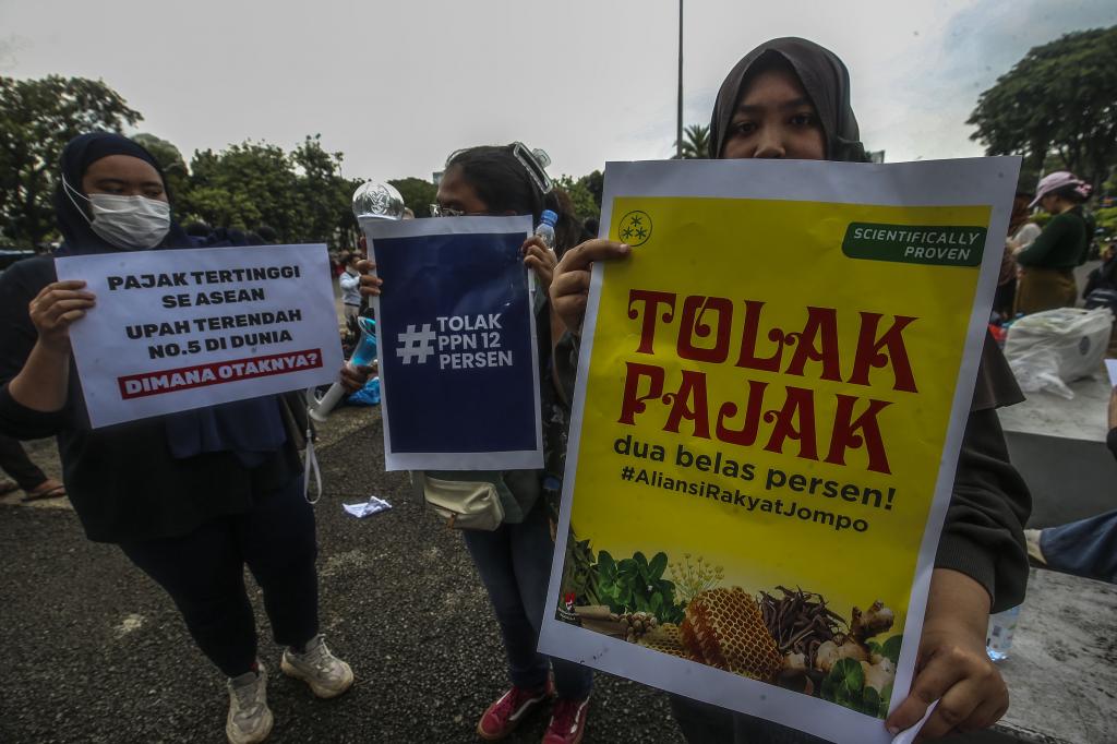Tolak Kenaikan PPN 12 Persen, BEM SI Ancam Demo Serentak se-Indonesia