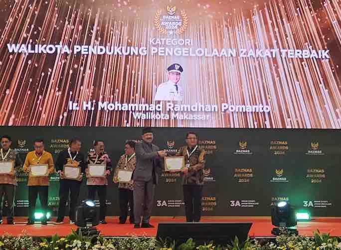 Terima Penghargaan Baznas RI, Danny Pomanto Dinyatakan sebagai Wali Kota Pendukung Pengelolaan Zakat Terbaik