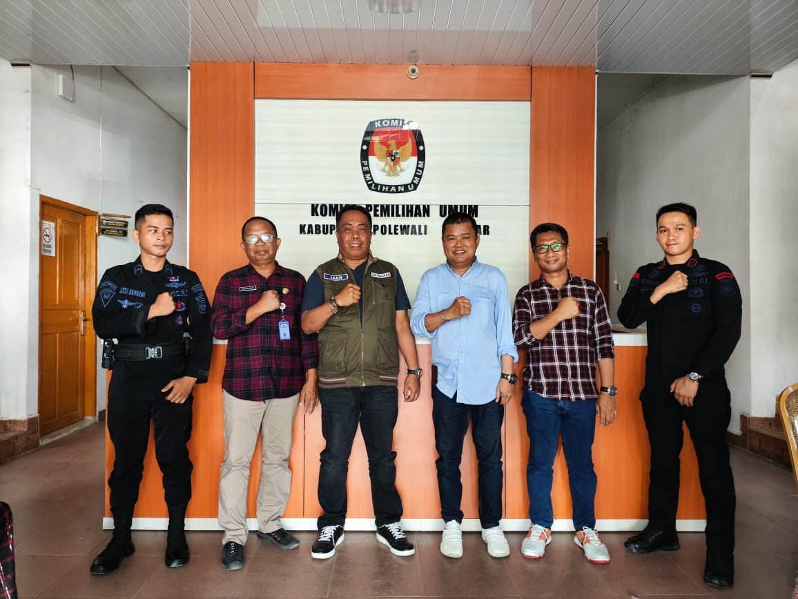 Pasca Pemilu, Tim Desk Pilkada Tinjau Proses Perhitungan Suara di Polman