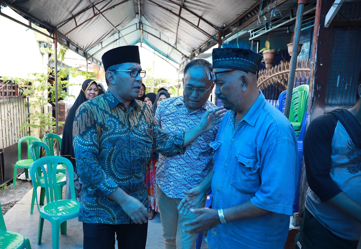 Danny Kunjungi Dua Rumah Duka Petugas KPPS untuk Beri Dukungan Kepada Keluarga