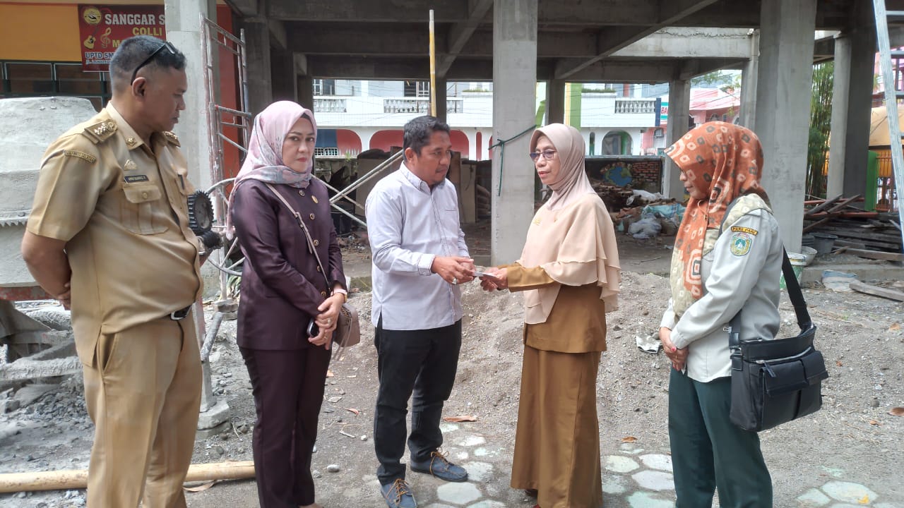 Jusvari Genda Pimpin Alumni Angkatan 92 Berdonasi untuk Pembangunan Masjid SMPN 2 Parepare 