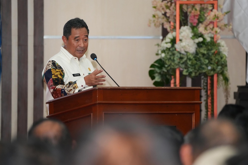 Pj Gubernur Gagas SMP dan SMK Virtual Pertama di Sulsel, Untuk Bantu Anak Putus Sekolah 