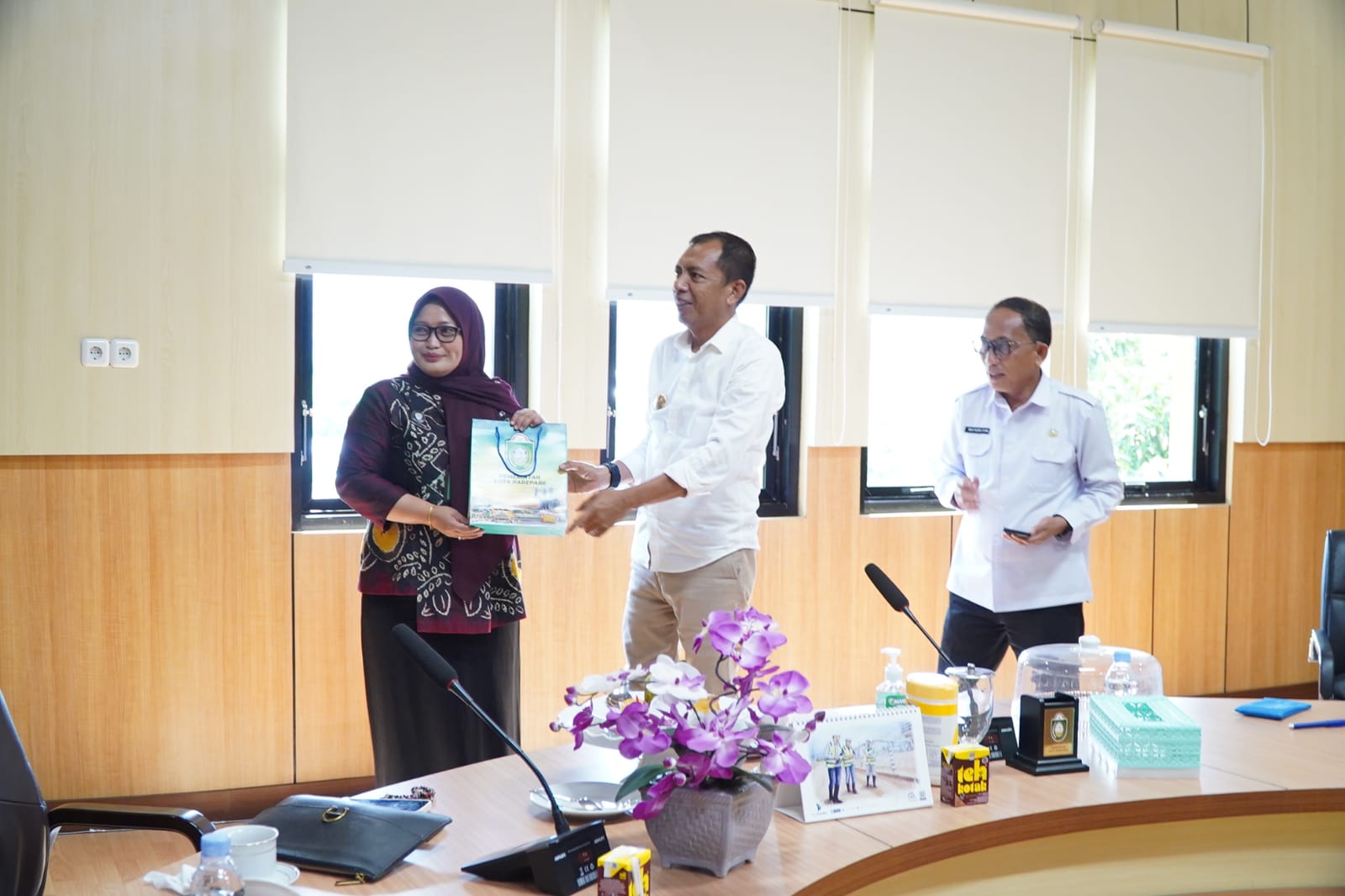 Pj Wali Kota Akbar Ali Pimpin Pelepasan Ketua PN Parepare Khusnul Khatimah, "Sukses di Tempat Tugas Baru Bu"