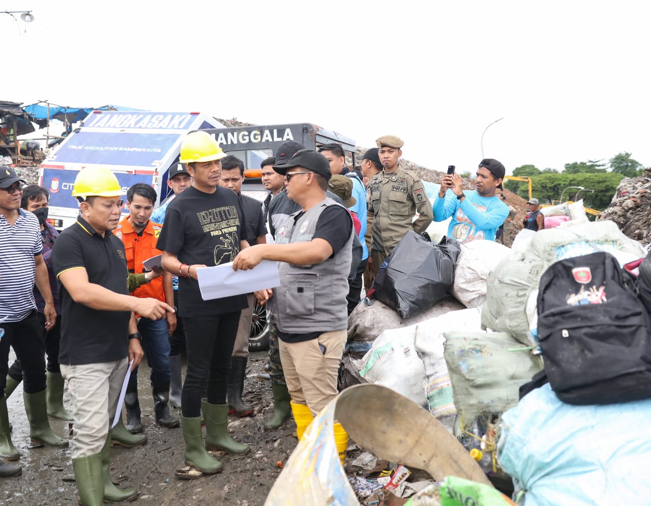 Jelang Penilaian Adipura, Seluruh OPD Makassar Serentak Galakkan Kerja Bakti