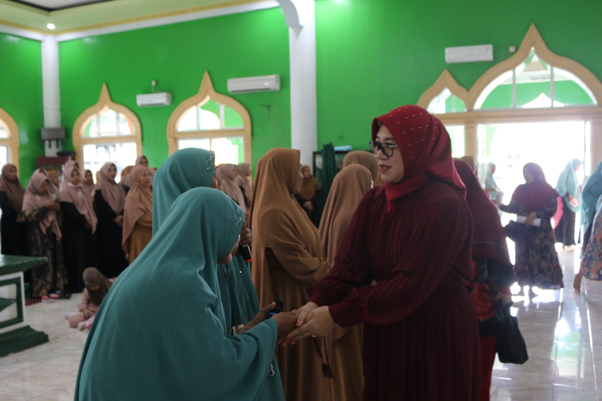 Hadiri Pengajian yang Digelar BKMT Tikke Raya, Wabup Pasangkayu Ajak Baca Alquran Satu Jus per Hari