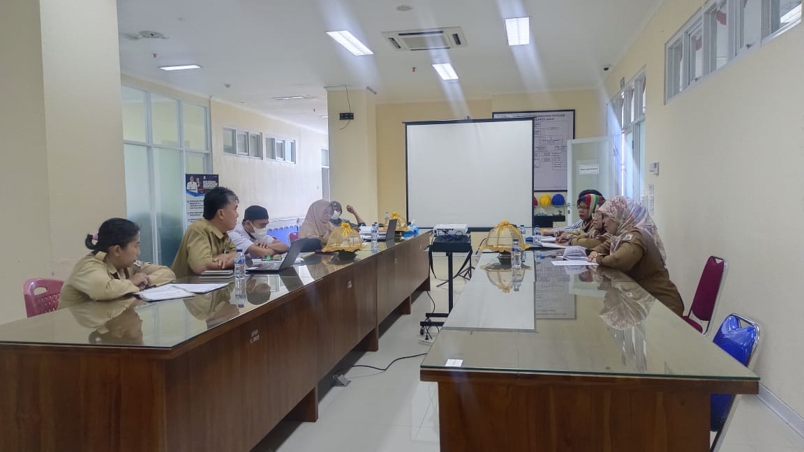 Direktur RSUD Berkomitmen Tingkatkan Layanan Instalasi Pemulasaran Jenasah dan Rujukan Ambulans