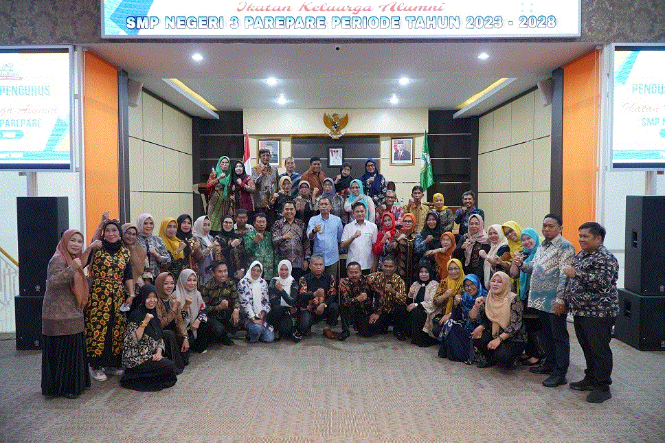 Ucapkan Selamat Pengukuhan IKA SMPN 3, Pj Wali Kota Akbar Ali Harap Sumbangsih dan Ide Cemerlang Bagi Pendidikan Parepare 