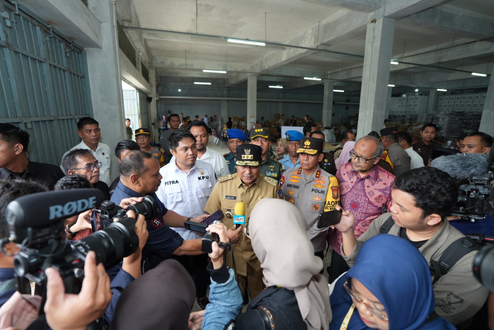 Awal Tahun, Harga dan Stok Kebutuhan Pokok di Pasar Tradisional Stabil, Pj Gubernur Cek Langsung di Gowa