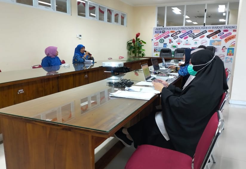 Penuhi Kebutuhan Alkes, RSUD Sulbar Gelar Rapat Internal Pembahasan Draft MoU