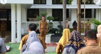 Plt Kadis Ketahanan Pangan Pimpin Apel Pagi Pemkot Makassar