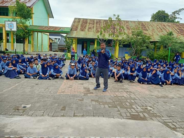 Green Nine, Siswa Peduli Lingkungan SMPN 9 Parepare Gaungkan Budaya Bersih di Sekolah 
