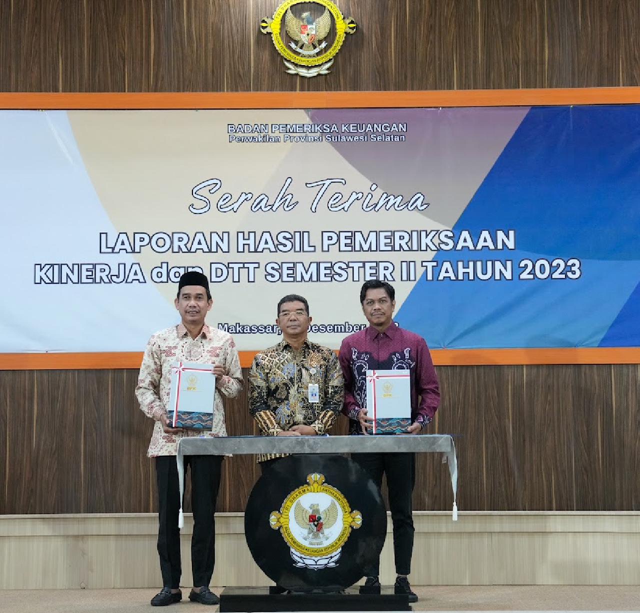 Ketua DPRD Makassar Terima LHPK Semester II Tahun 2023 dari BPK