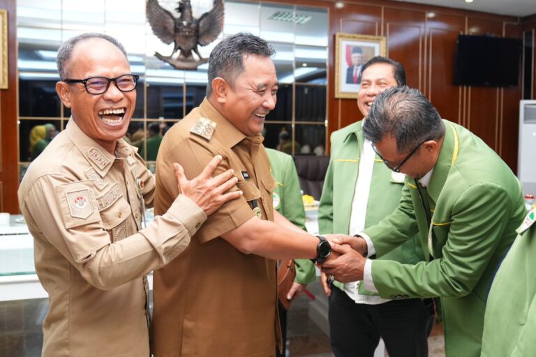 Kerukunan Keluarga Luwu Raya Undang Pj Gubernur Bahtiar Hadiri Ramah Tamah Perayaan HPRL