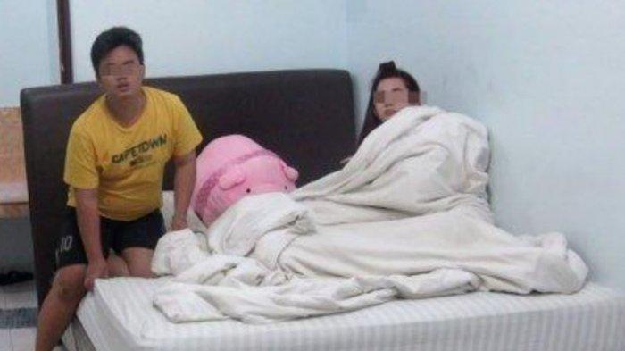 Terbukti Berzinah, Wanita Bersuami dan Pemuda di Aceh Dihukum Cambuk 100 Kali