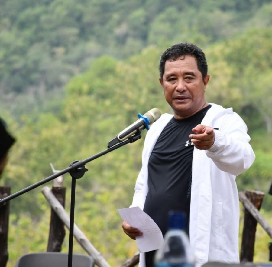 Pj Gubernur Bahtiar Dorong Angrek di Mamasa Menjadi Industri Skala Ekspor 