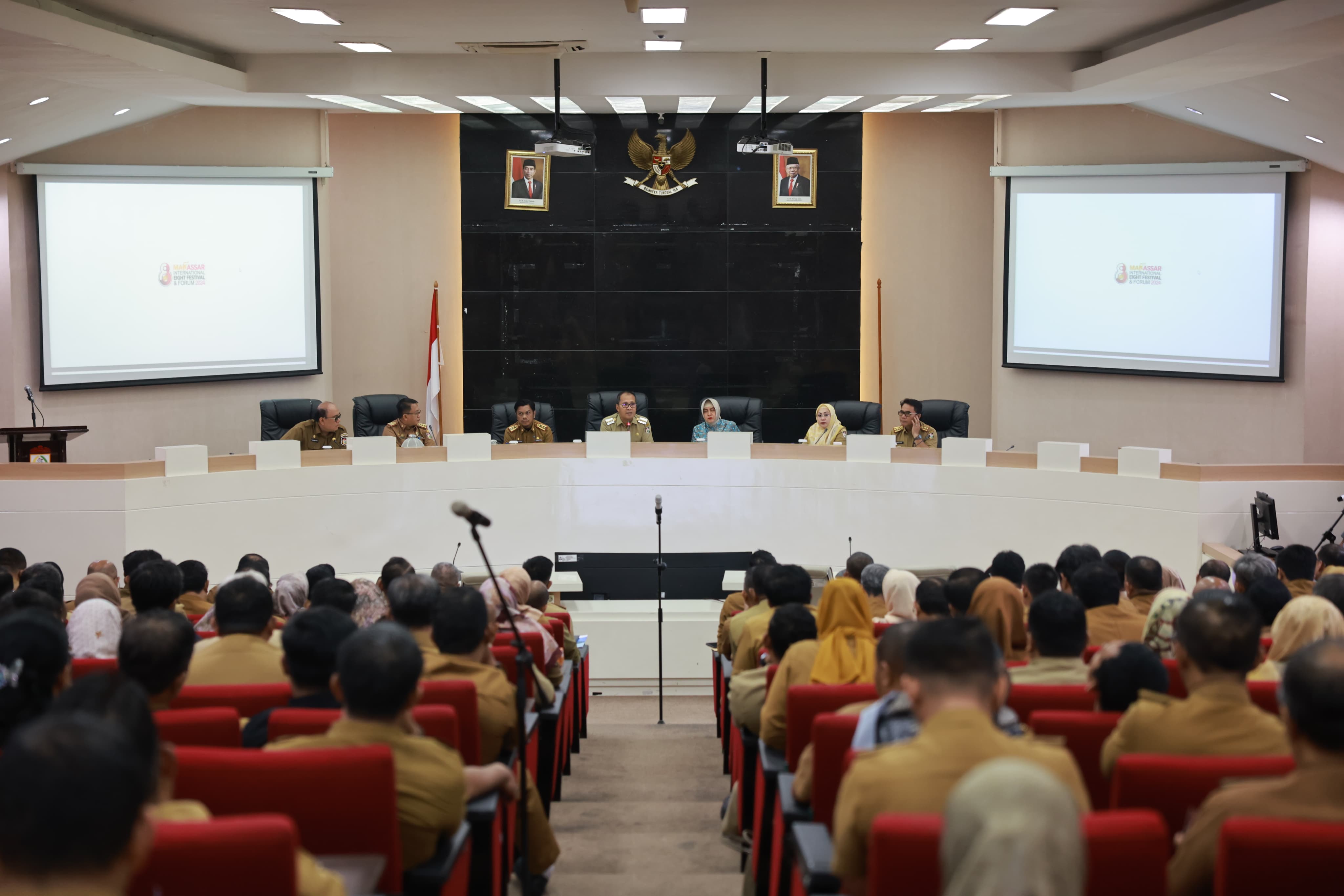 Danny Pomanto Pimpin Rapat Finalisasi untuk Sukseskan F8 Makassar 2024