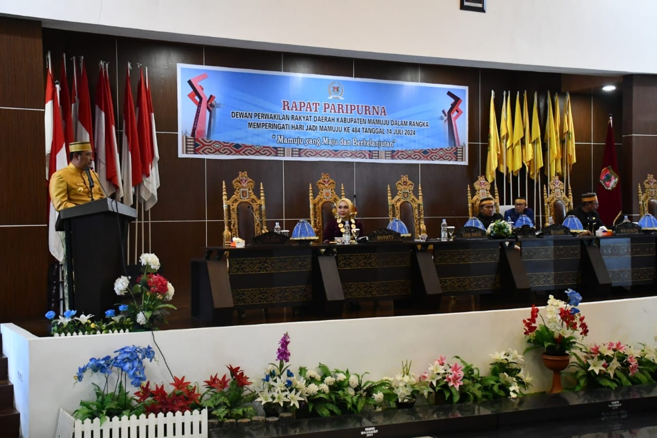 Pj Gubernur Sulbar Hadiri Peringatan Hari Jadi Mamuju ke-484 Tahun