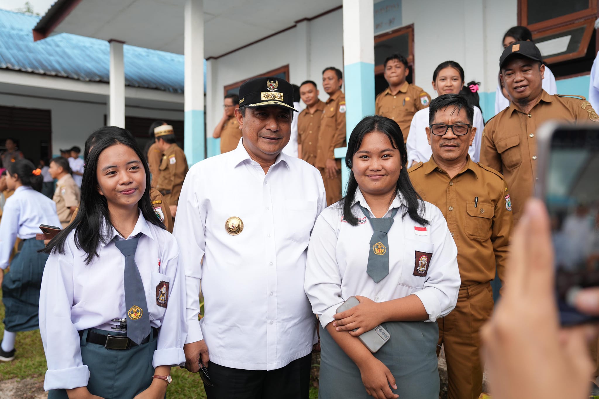 Pj Bahtiar Kunjungi SMA 1 Tabulahan, Kepala Sekolah Sebut Momen Bersejarah