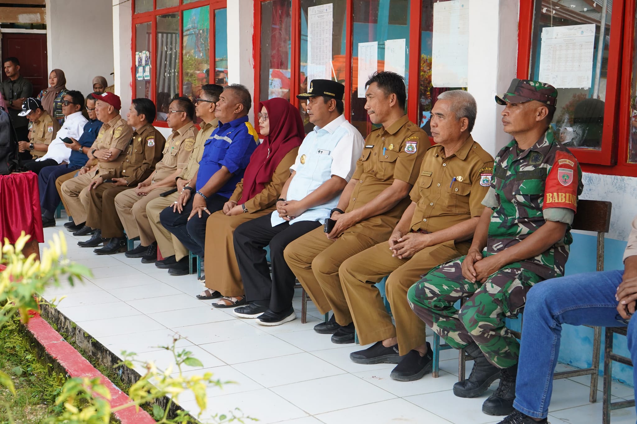 Kadis Dikbud Sulbar Dampingi Pj Gubernur Berkunjung ke SMA 1 Mambi
