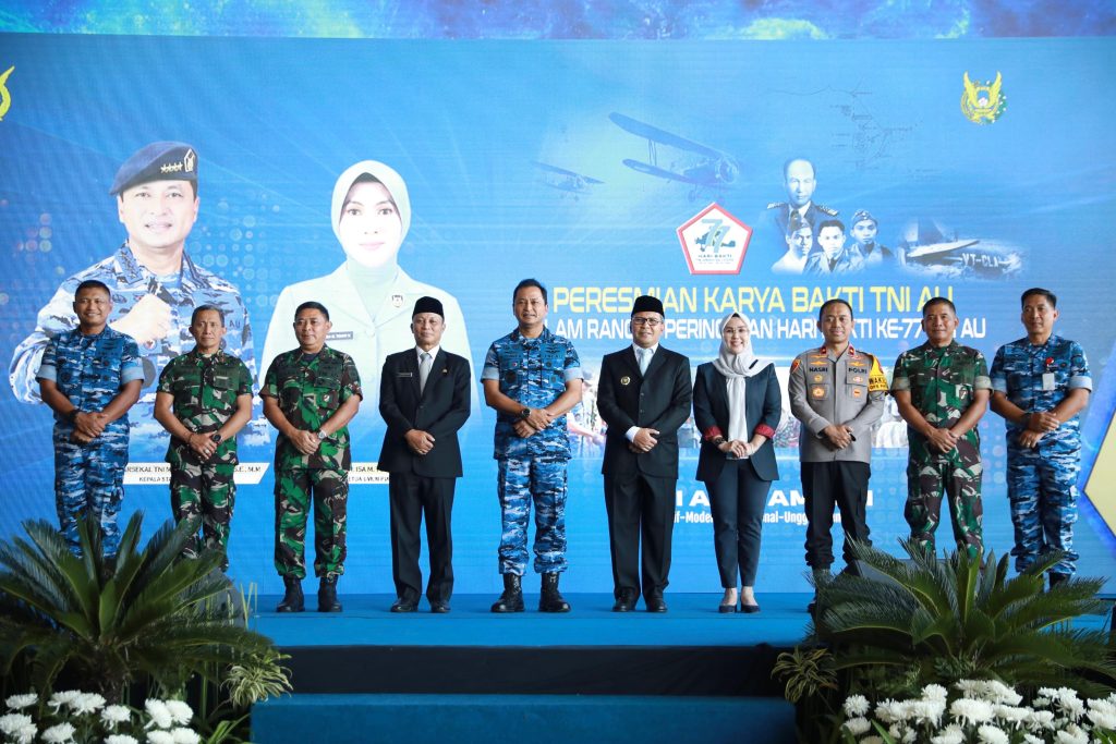 Hadiri Peresmian Karya Bakti TNI AU, Danny Pomanto Perkenalkan F8 di Hadapan KSAU 