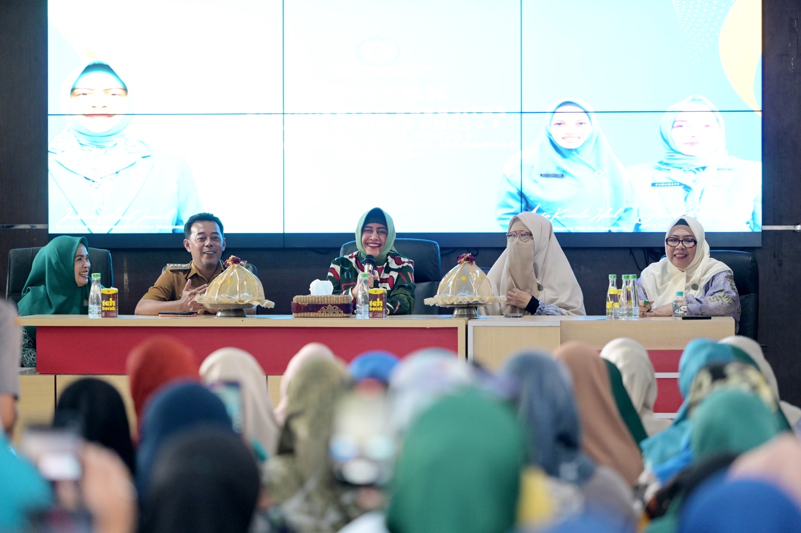 Indira Yusuf Ismail Kuatkan Kapasitas Kader dan Pengurus TP PKK Kecamatan Biringkanaya 