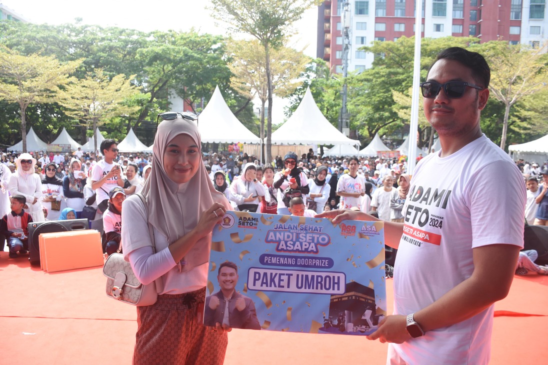 Andi Seto dan Gerindra Gelar Jalan Sehat, Berhadiah Motor Listrik hingga Umroh