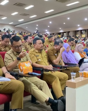 Kadis Perkim Makassar Hadiri Rapat Finalisasi F8 yang Dipimpin Wali Kota