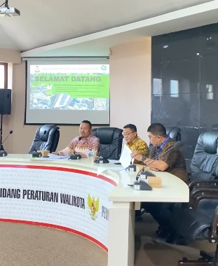 Kadis Perkim Hadiri Rapat Verifikasi dan Teknis Penyerahan PSU Perumahan di Balaikota