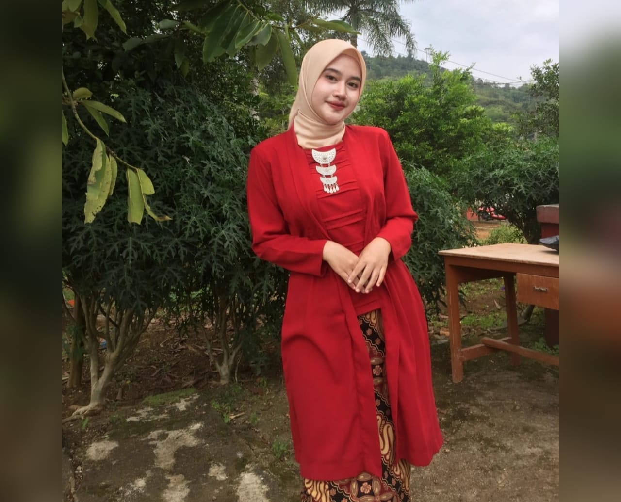 Cerita Mahasiswi Cantik Jadi Pantarlih: Jalan Kaki 1 Km, Datangi Kuburan hingga Diajak Nikah Pria Tua