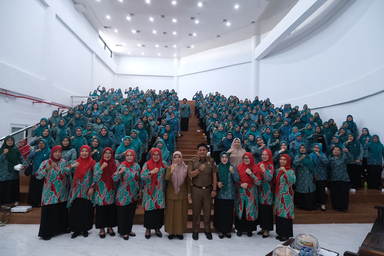 TP PKK Kota Makassar Gelar Sosialisasi Pembentukan Koperasi untuk Kader Kecamatan