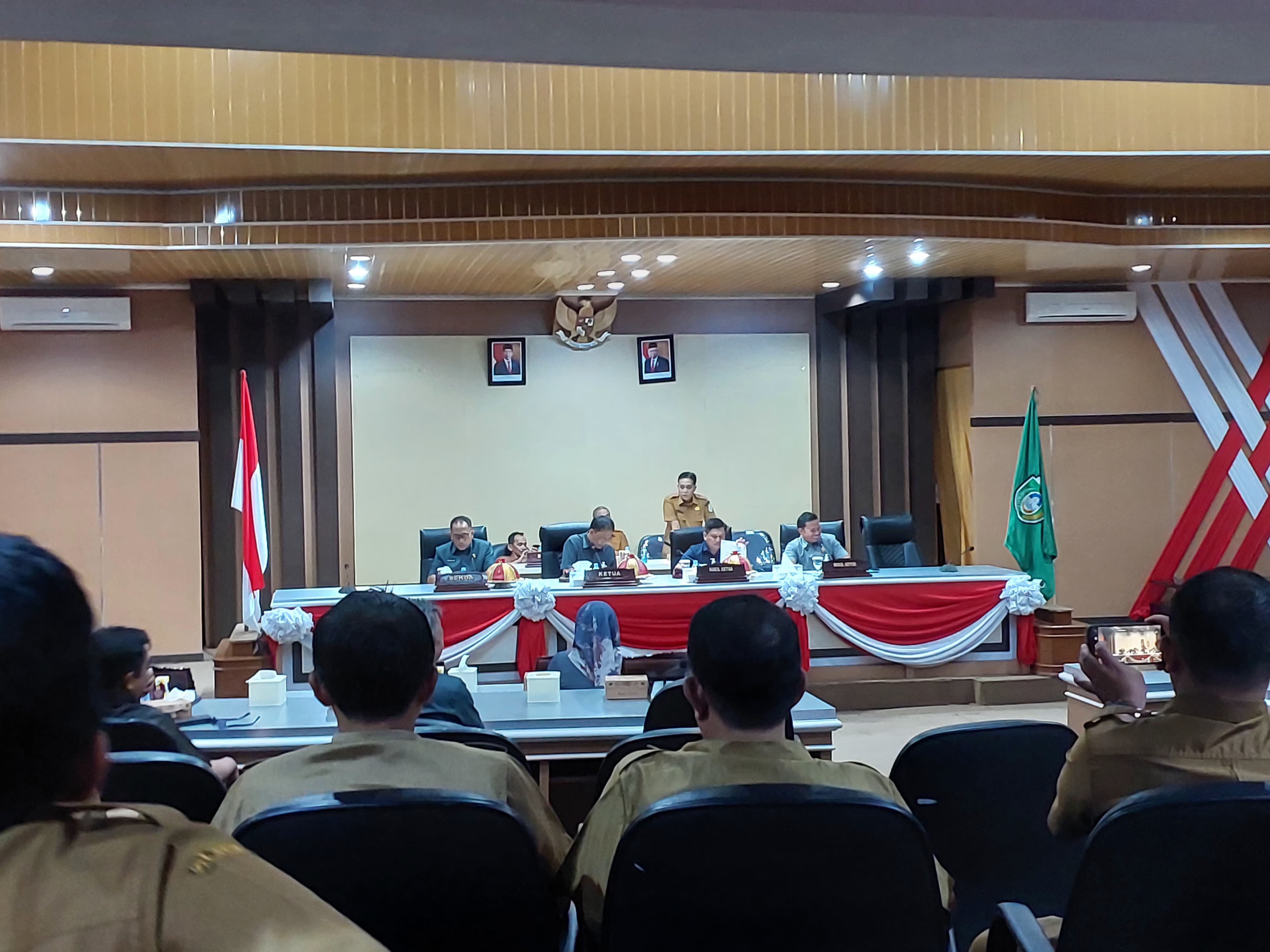 Pemkot dan DPRD Parepare Segera Setujui Bersama Ranperda Pertanggungjawaban APBD dan Peningkatan Kualitas Permukiman Kumuh