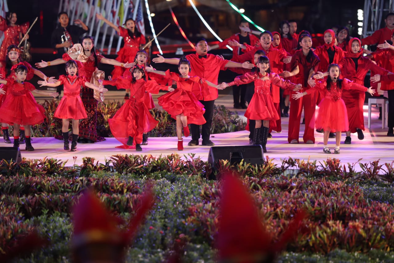 Danny Pomanto: F8 Buktikan Talenta Anak Makassar Setara dengan Seniman Kelas Dunia