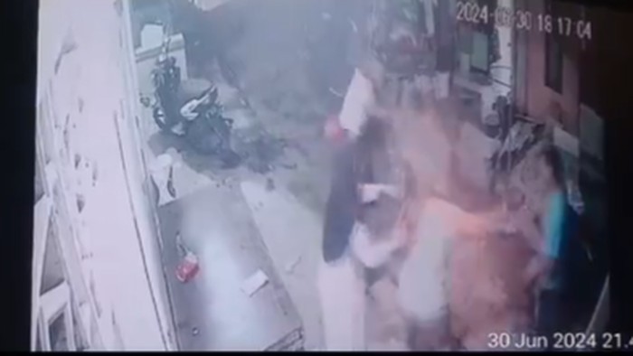 Suami Tega Bakar Istri, Ternyata Sifatnya Pendiam Namun Pemarah 