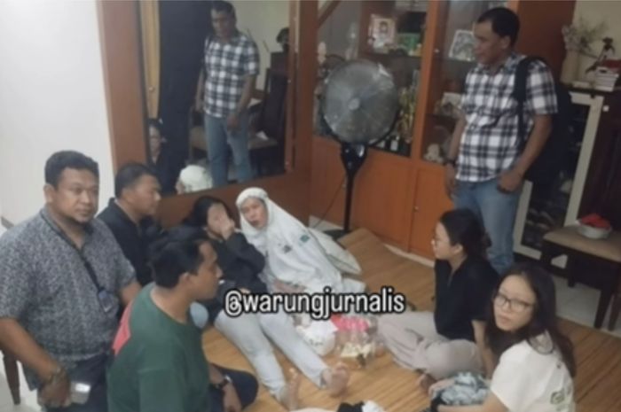 Hilang 4 Hari, Siswi SMAN 61 Jakarta Ternyata Nginap di Masjid