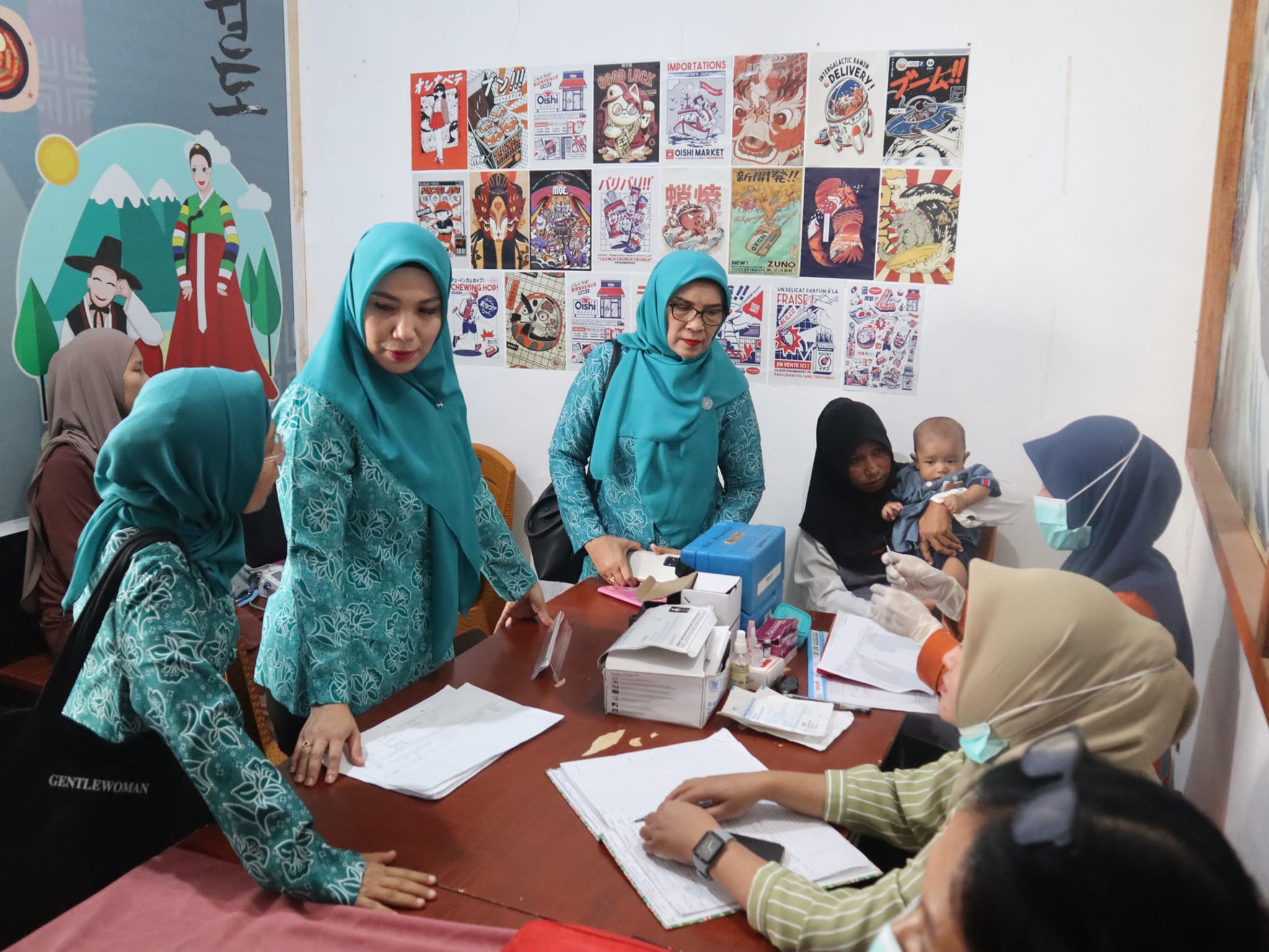 Pj Ketua PKK Sulbar Kunjung Posyandu Keren di Lingkungan Galung Raya