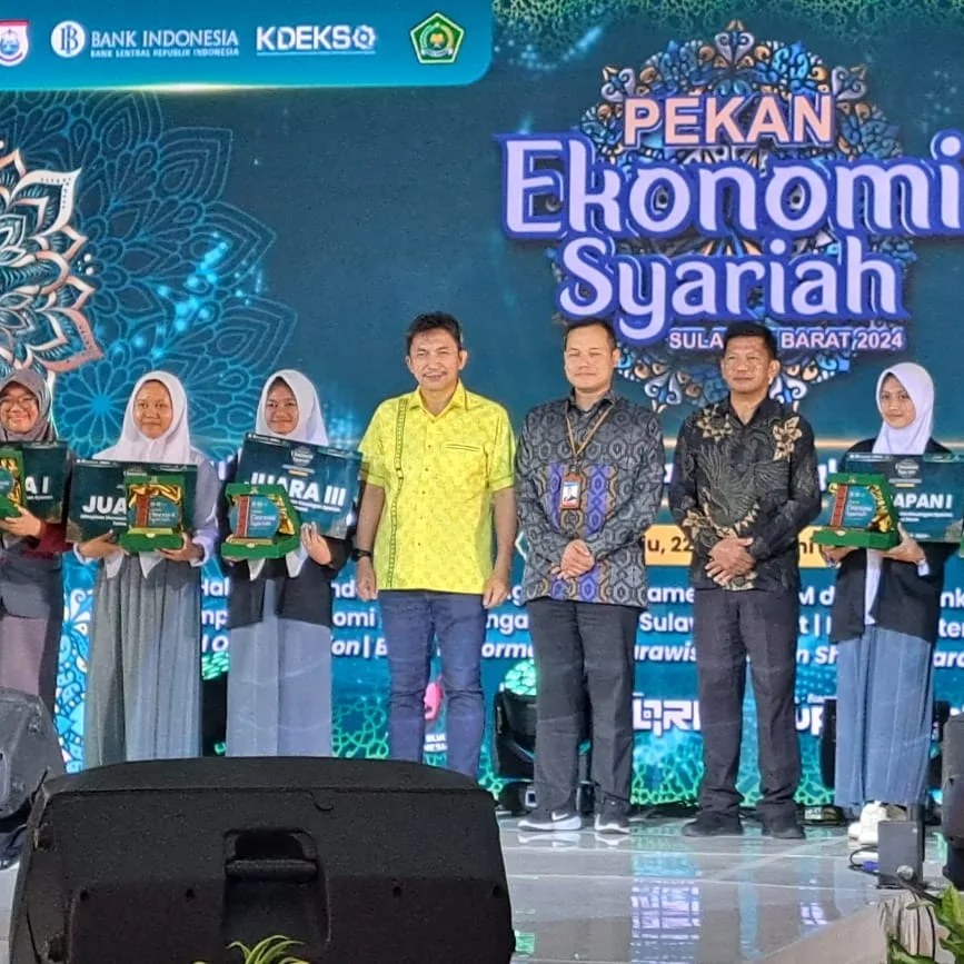 Kadis Dikbud Sulbar Hadiri Pekan Ekonomi Syariah di Mall Matos