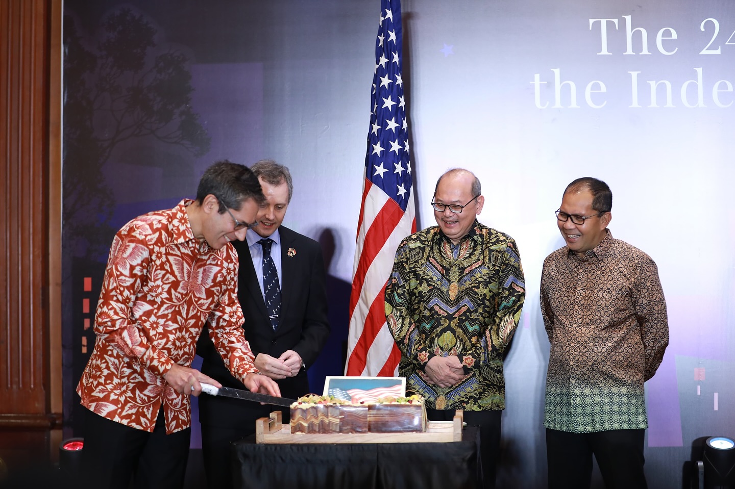 Hadiri Perayaan Kemerdekaan Amerika di Konjen Surabaya, Danny Pomanto Sebut Momen untuk Lebih Meningkatkan Kerja Sama