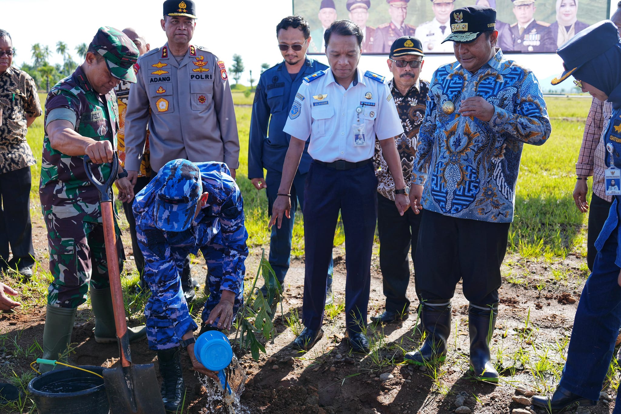 Pj Gubernur Bahtiar Ajak TNI-Polri dan Instansi Vertikal Bersama-sama Atasi Masalah Sampah