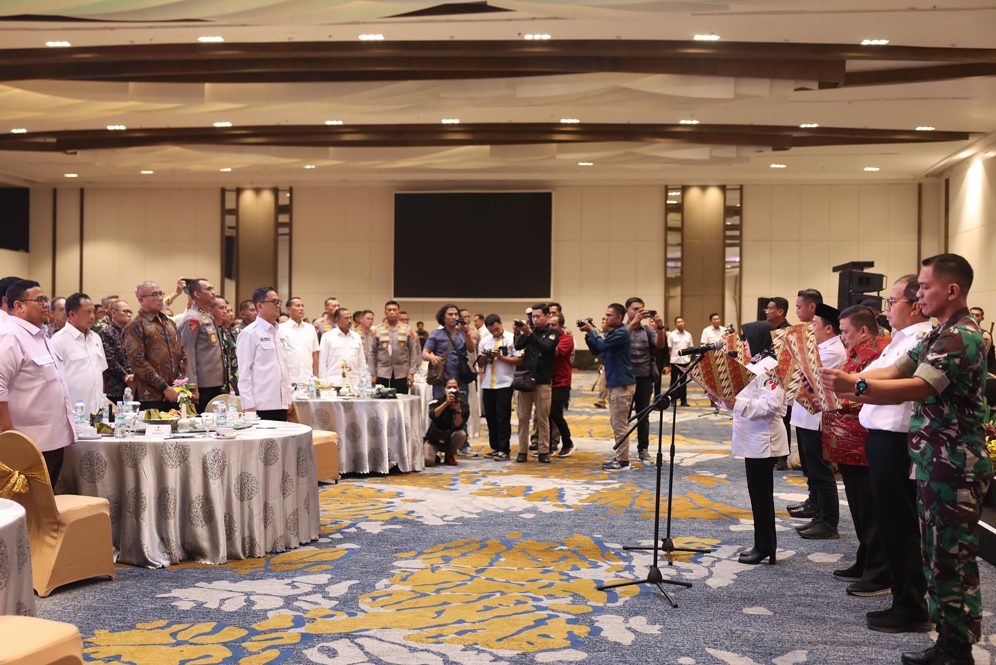 Hadiri Rakor Kesiapan Pilkada Bersama Menkopolhukam dan Mendagri, Danny Pomanto Komitmen Sukseskan Pilkada Serentak 2024