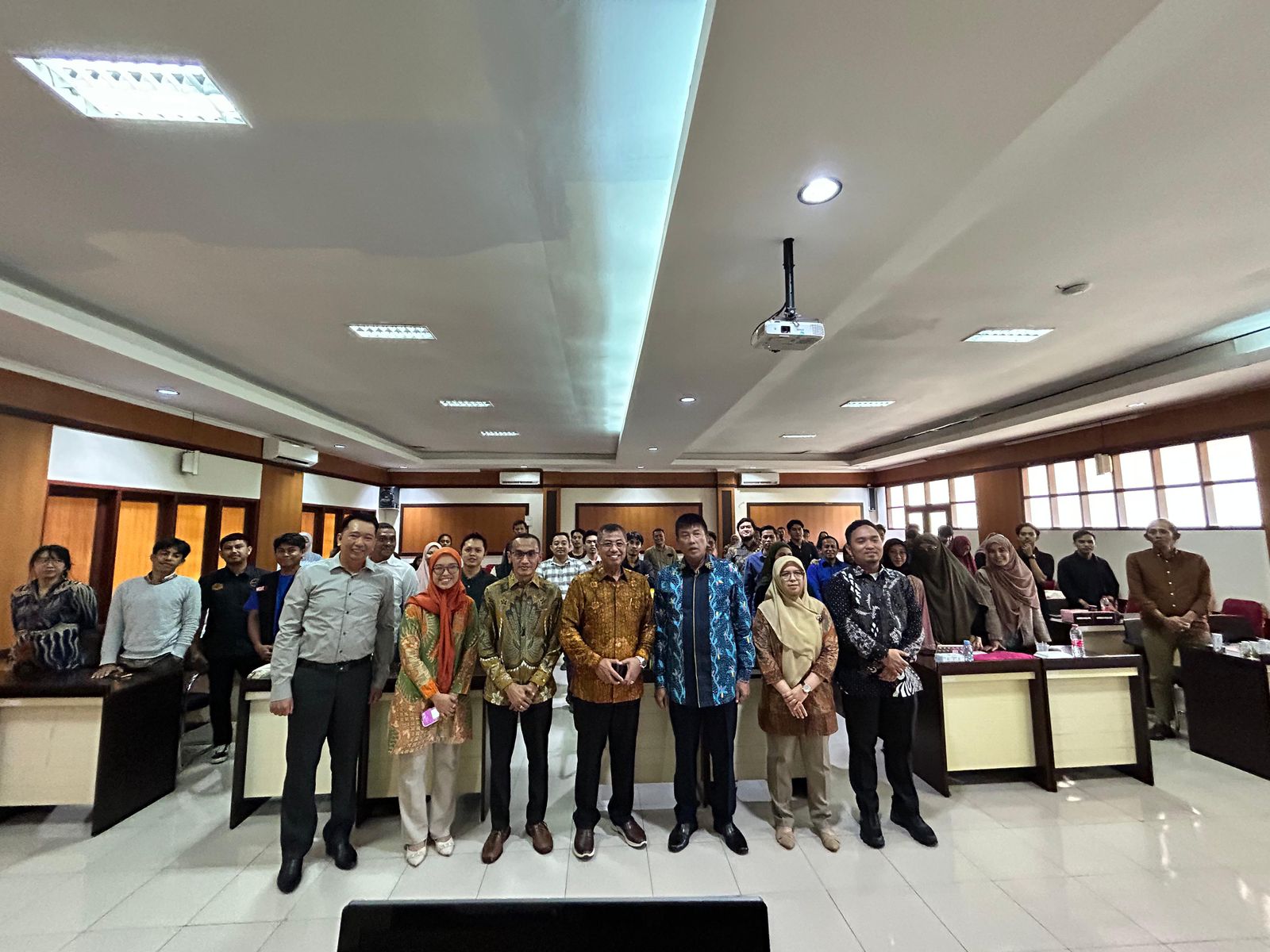 Kepala BPSDMI Kemenperin Kunker di BDI Makassar, Beri Arahan Peserta In House Training Pengembangan Ide Usaha