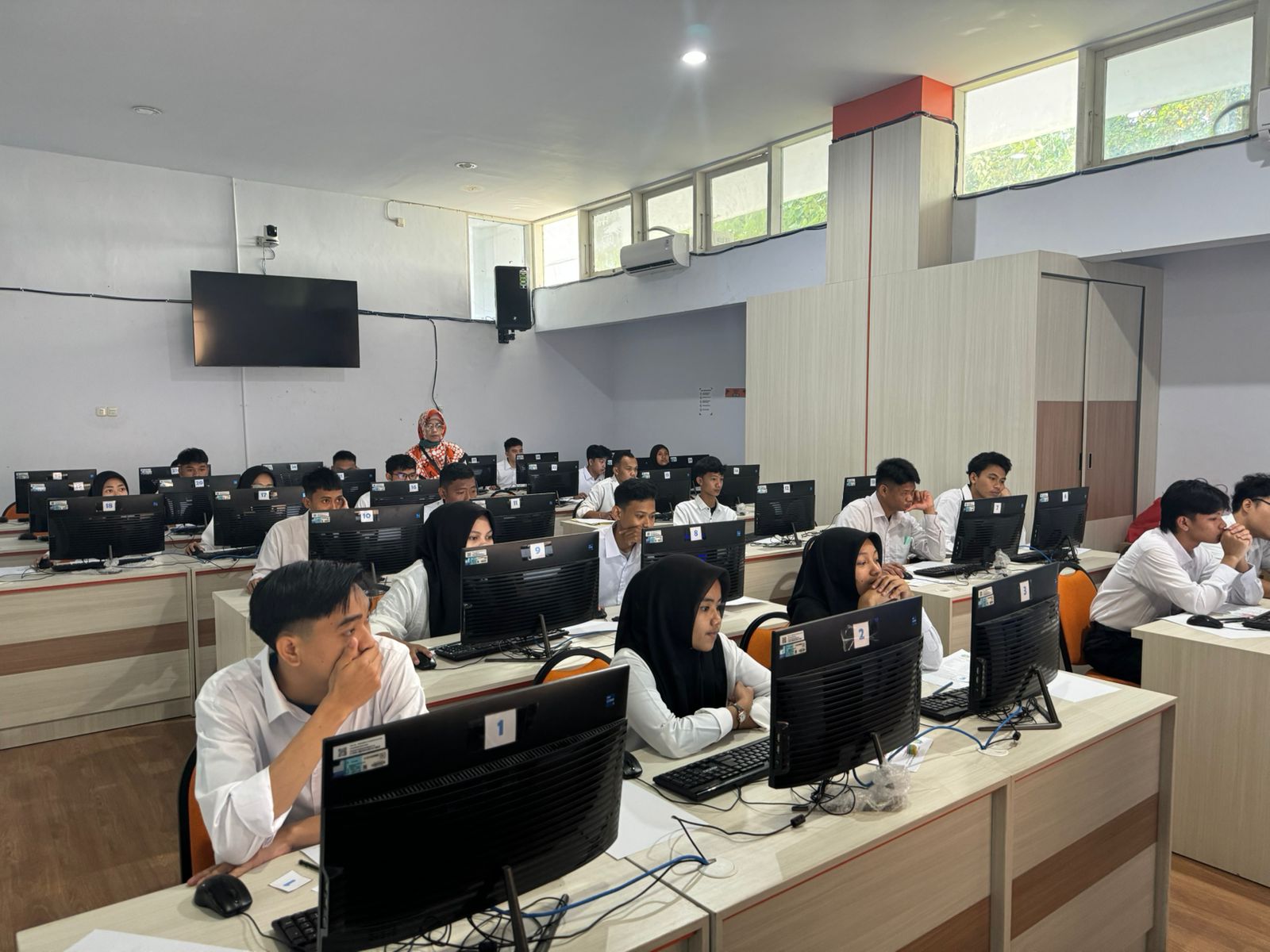 Aman dan Lancar, ITH Gelar Ujian Seleksi Mandiri PMB UTBK