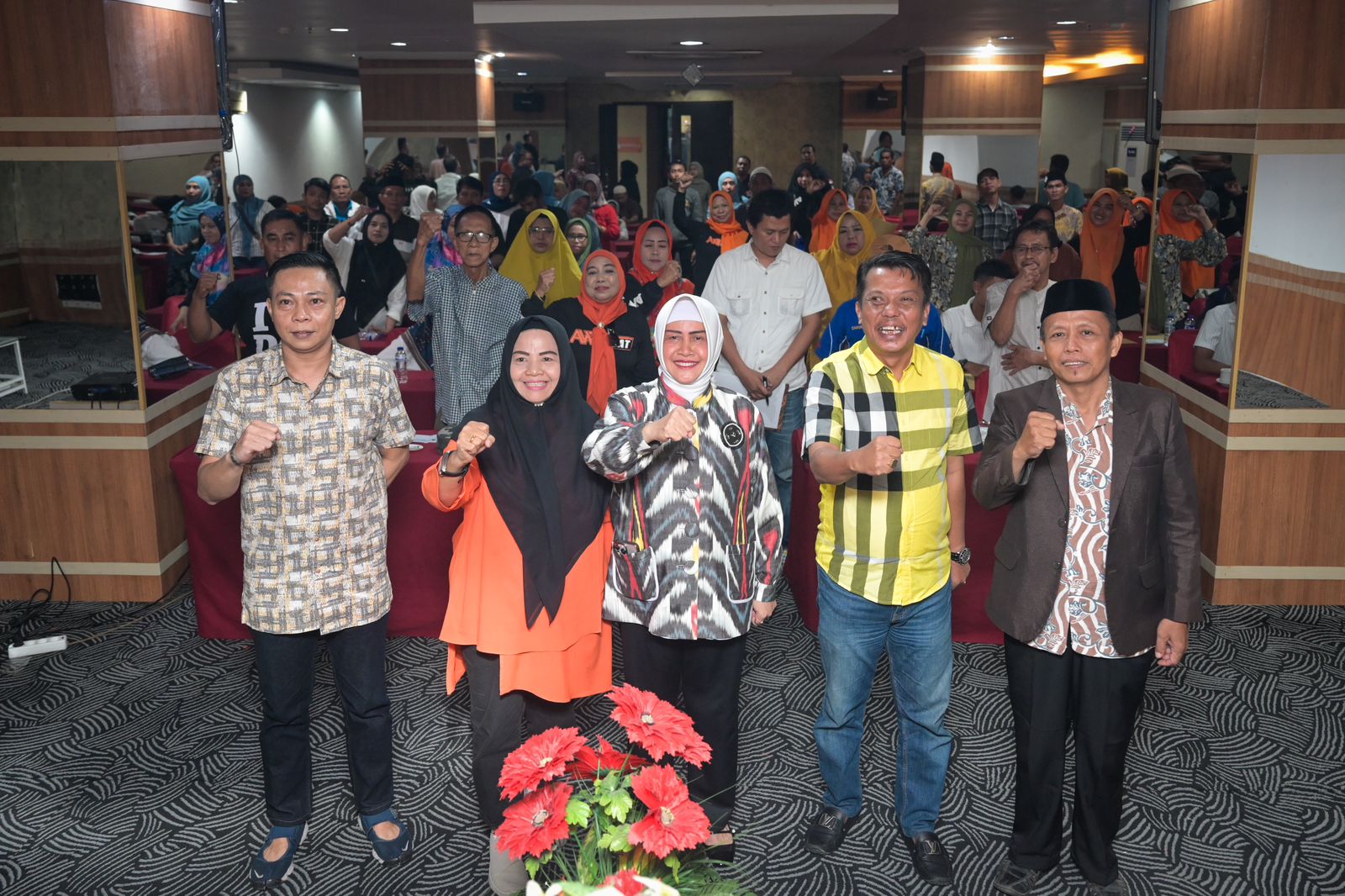 Legislator Wahab Tahir Gelar Sosialisasi Perda Tentang Pendidikan, Hadirkan Ketua PKK Makassar Sebagai Narasumber