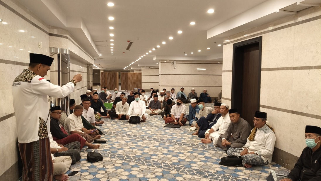JCH Kloter 3 Rapat Konsolidasi Jelang Wukuf di Arafah