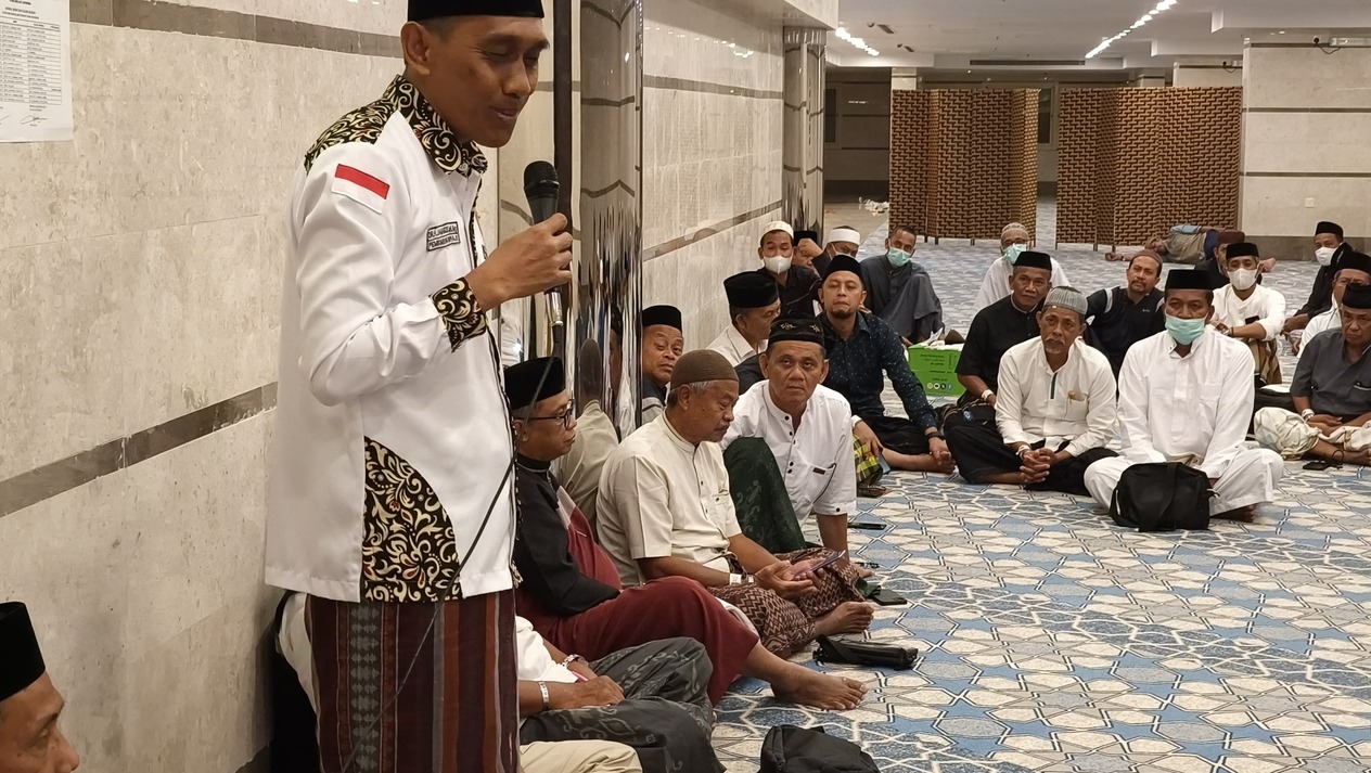 Jemaah Haji Parepare Tawaf Perpisahan, Berdoa Bisa Kembali Berhaji atau Umrah 