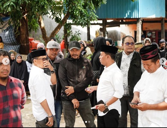 Ada Warga Bulurokeng Berduka, Camat Biringkanaya Menyempatkan untuk Melayat